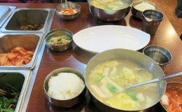 Mugyodong Bugeokukjib - quán ăn sáng tại Hàn