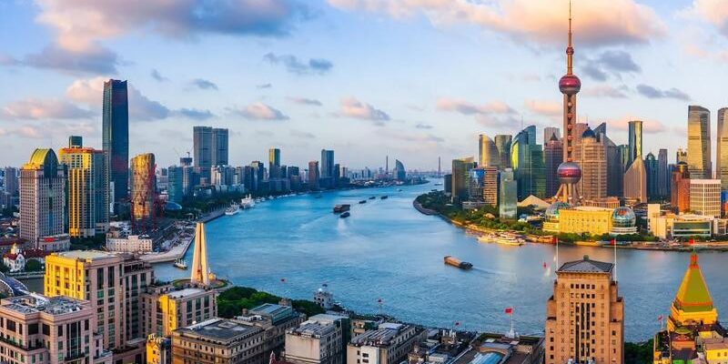 Hòa mình vào không khí Tết và khám phá Thượng Hải đầy mê hoặc